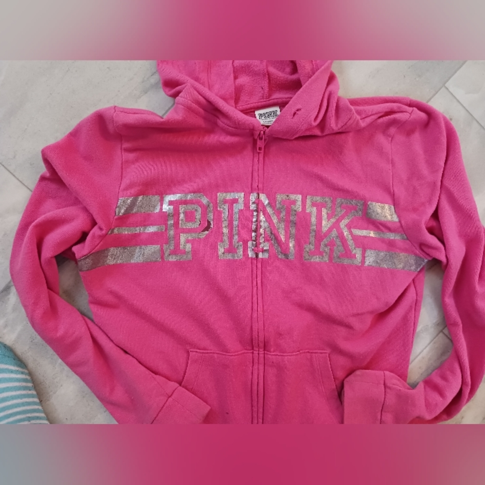 Small vs pink zip up